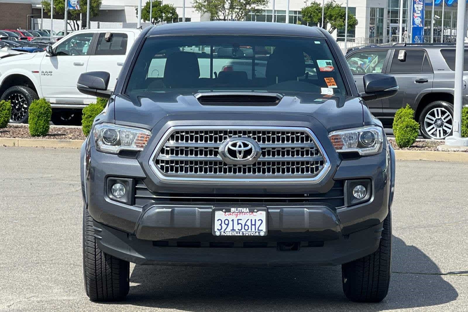 2017 Toyota Tacoma TRD Sport Double Cab 5 Bed V6 4x2 AT